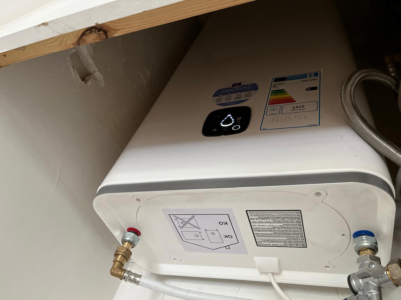 Divi-Image-Hover-Hero-Image-3-1